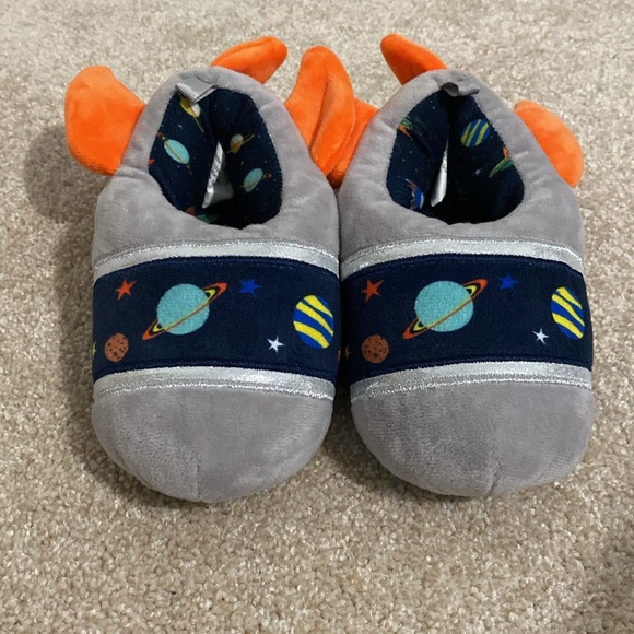 Boy Rocket slippers - Picture 2 of 6